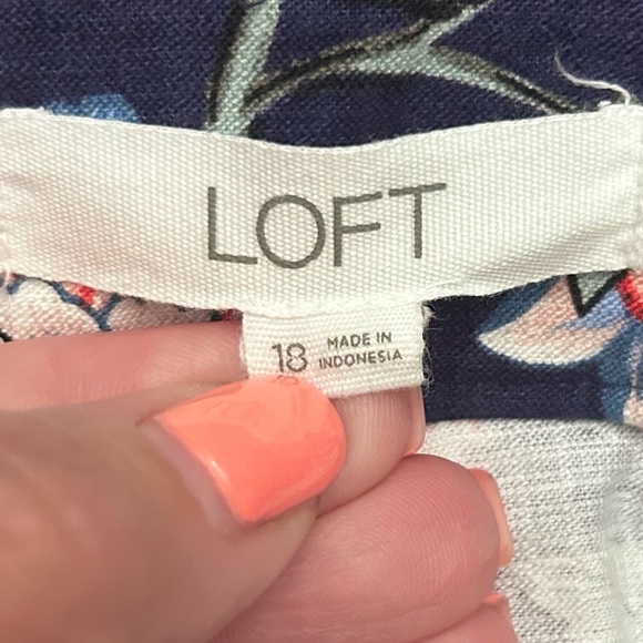 LOFT Riviera Shorts Blue & Pink Floral Print Cotton Blend Size 18 NWOT - Picture 6 of 9